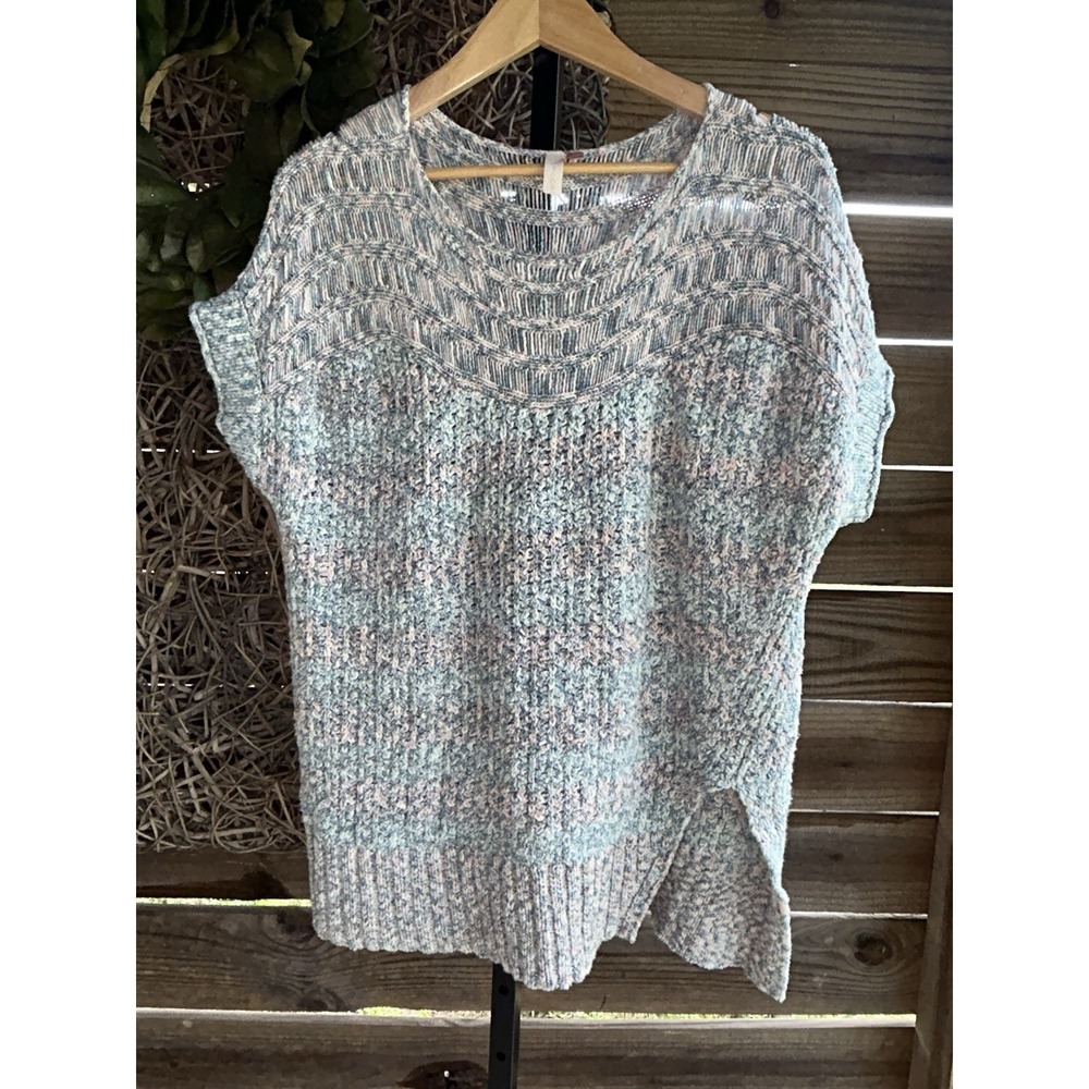 Pilcro short-sleeve sweater in a multi-color knit Large Short Sleeve